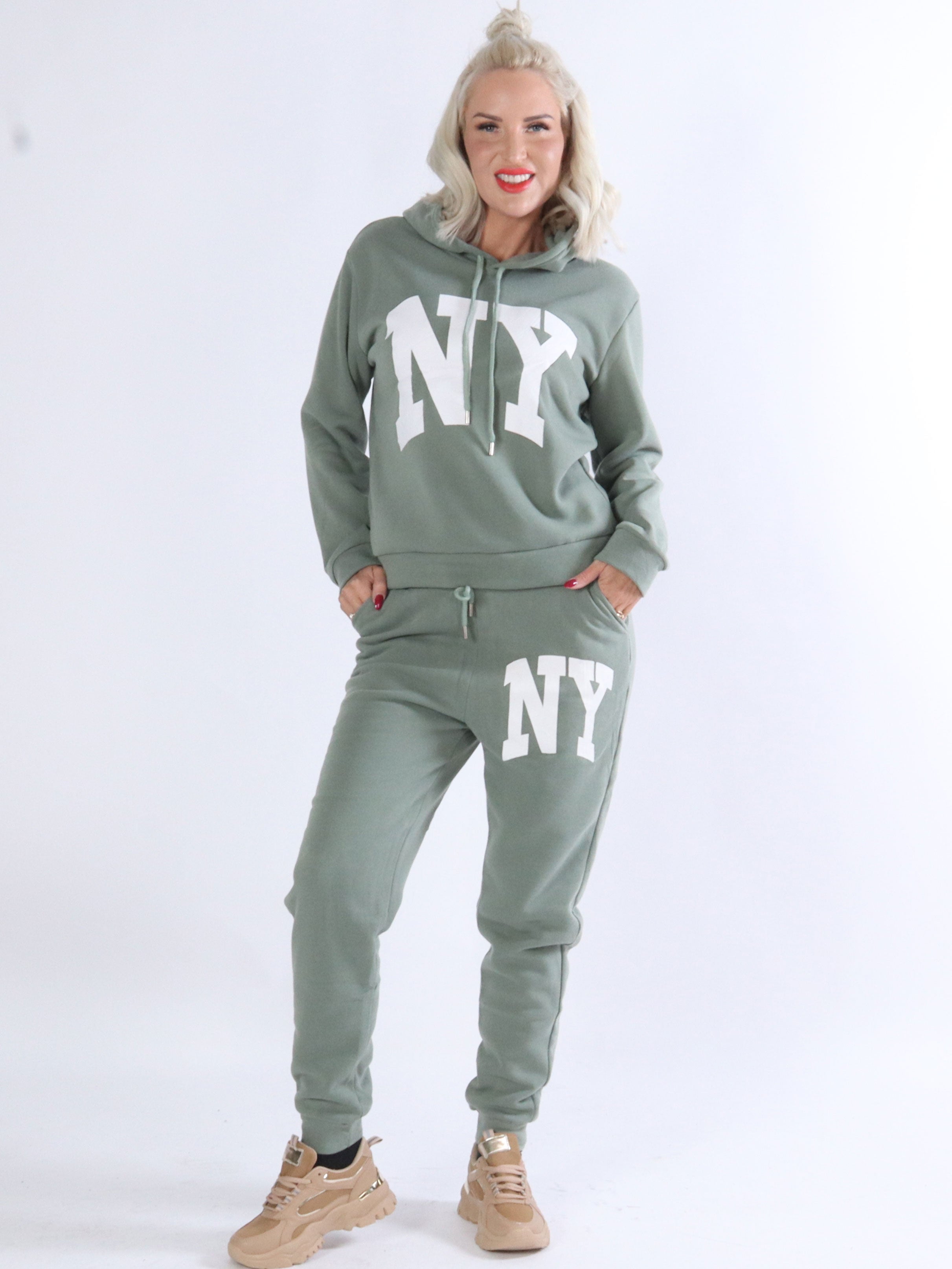 Alexandrina - Joggingsæt med NY skrift på